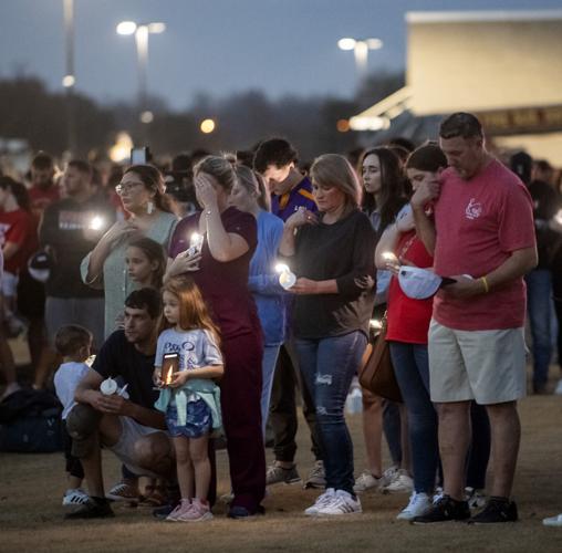 BR.vcrashvigil.010323_006 MJ.JPG