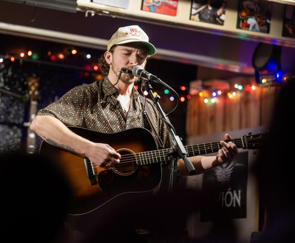 Vincent Neil Emerson Opener Grayson Jenkins