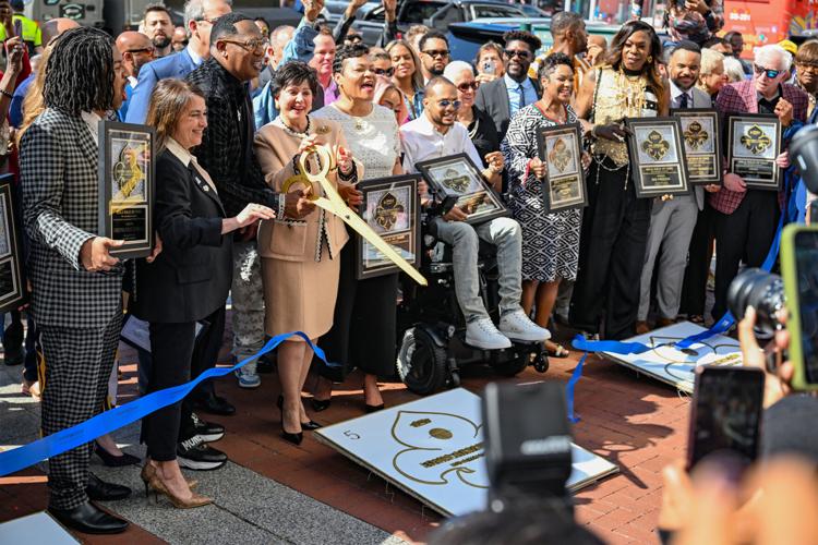 NO.walkoffame.020725.01.JPG